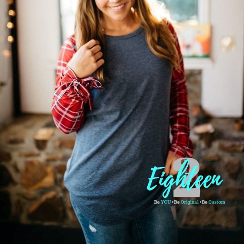 Beautiful soft plaid long sleeve top